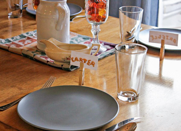 DIY Thanksgiving Dinner Place Cards #alphabits