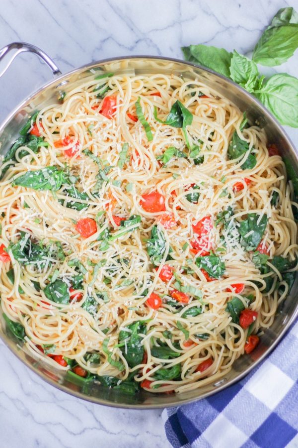 One Pot Pasta with Tomatoes and Spinach from The Chef Next Door