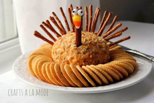 Thanksgiving Turkey Cheese Ball from Crafts a la Mode