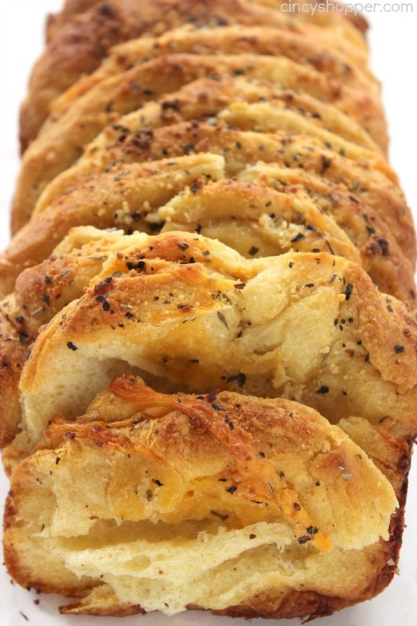 Easy-Garlic-and-Herb-Pull-Apart-Loaf from Cincy Shopper