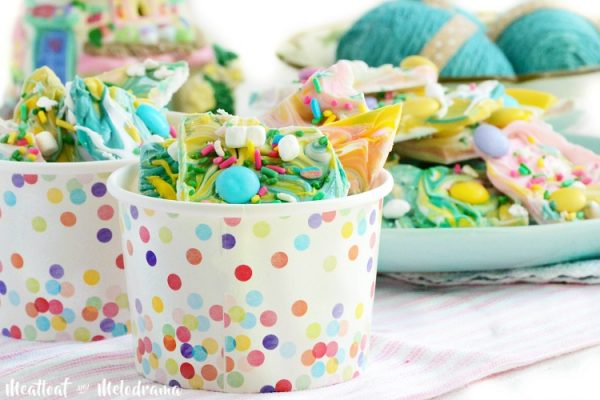 Easter Bunny Tail Candy Bark from Meatloaf and Melodrama