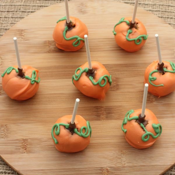 Pumpkin Cake Pops