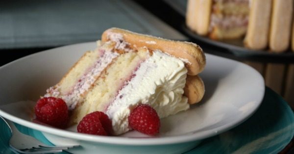 Raspberry-Charlotte-Cake-Recipes