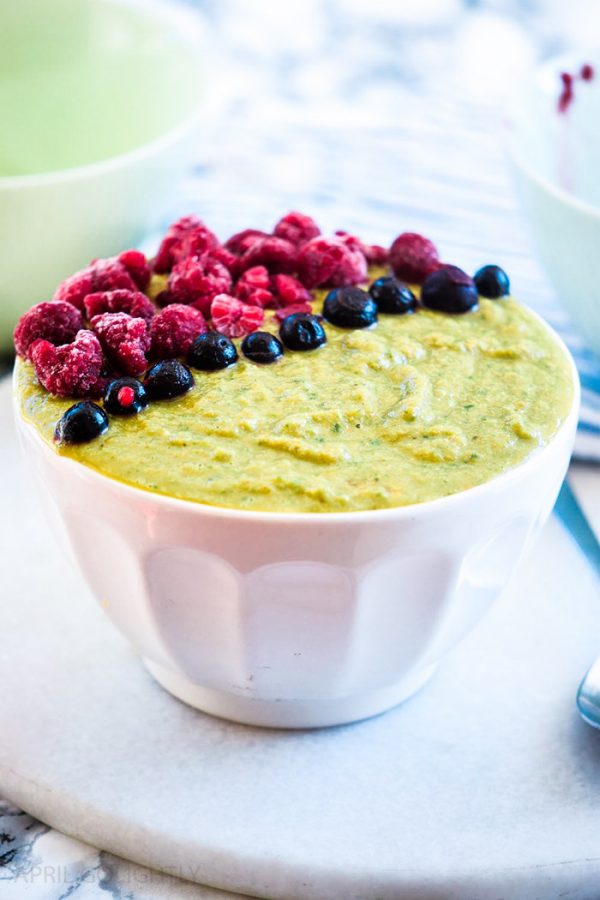 Green Smoothie Bowl Recipe from April GoLightly